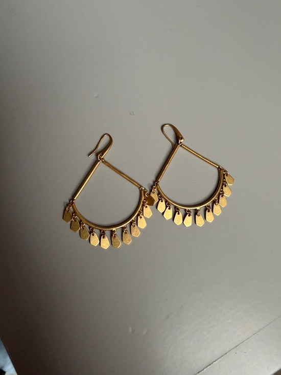 Kendra Scott Jewelry - Kendra Scott Gold Dangle Fan Teardrop Charm Earrings